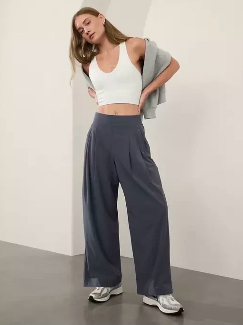Athleta Brooklyn Heights High Rise Pleated Wide Leg Pant Shadow Blue  Size 12